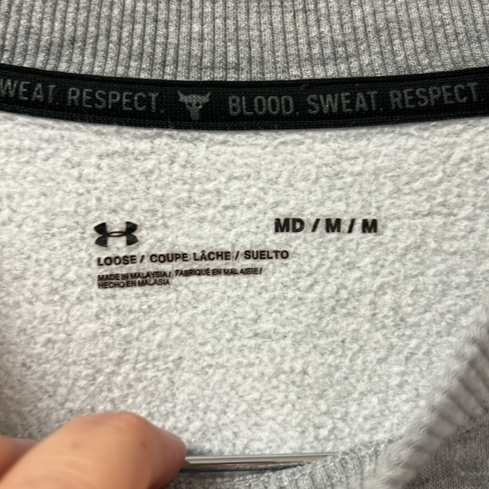 Property of the iron, paradise, under Armour, cropped sweatshirt, size M gray - Picture 3 of 5